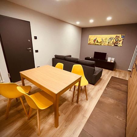 Alpine Hut Apartment Pont-Saint-Martin Luaran gambar